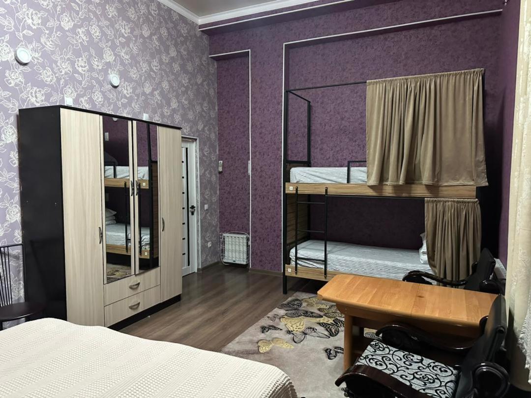 Sweet Home Hostel Bisjkek Eksteriør bilde