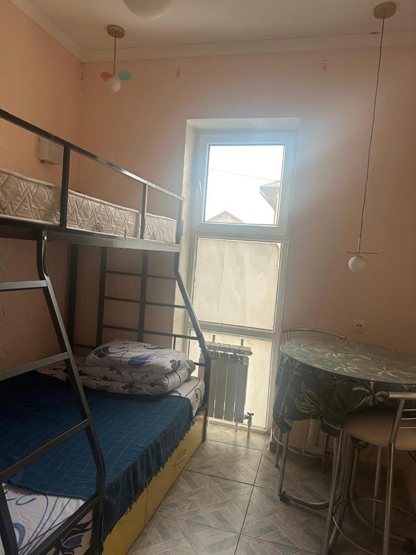 Sweet Home Hostel Bisjkek Rom bilde